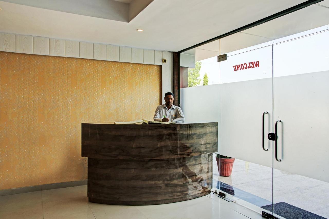 Oyo 62241 Swastik Garden Hotel Dhāmpur Exterior photo