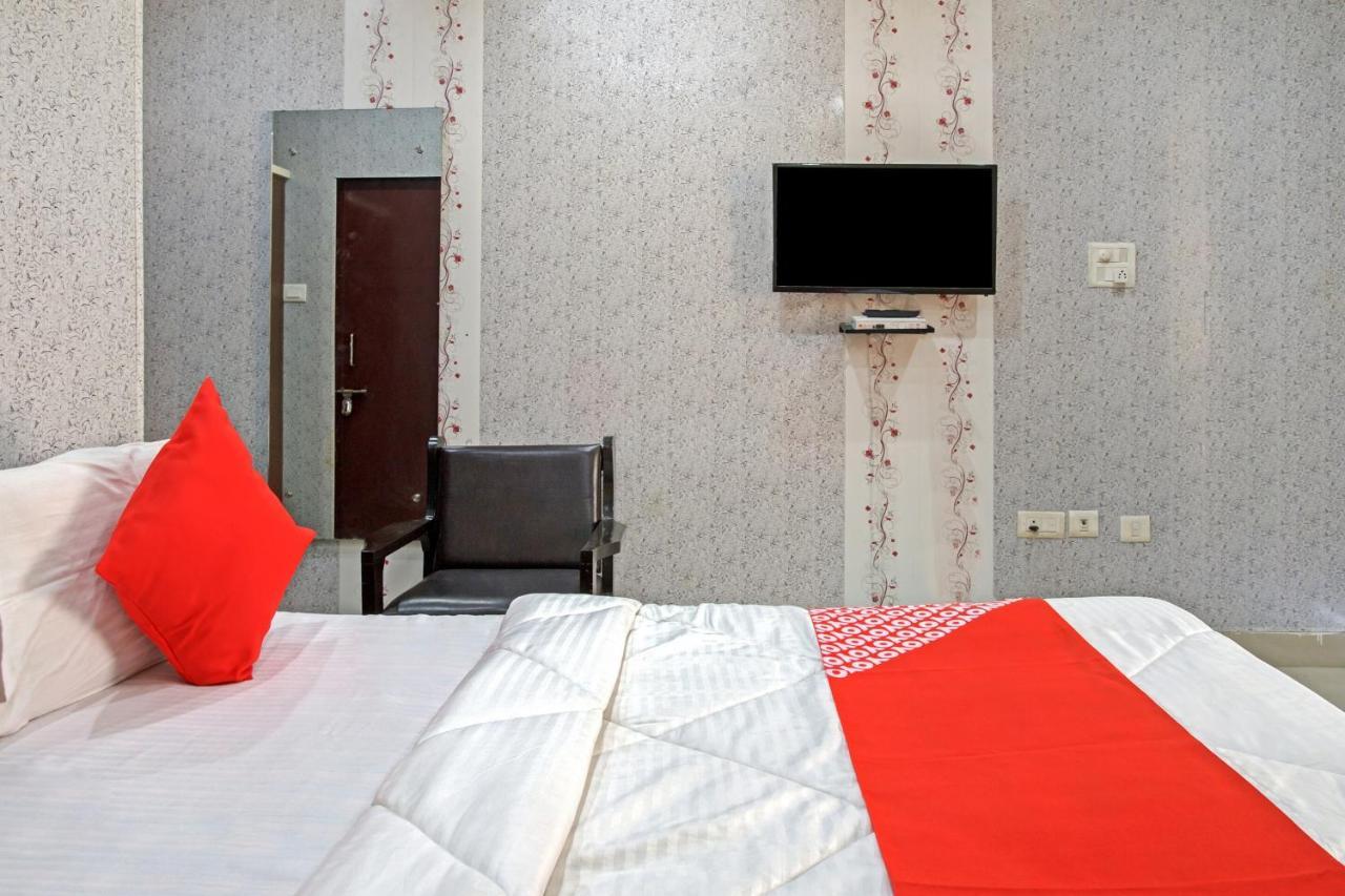 Oyo 62241 Swastik Garden Hotel Dhāmpur Exterior photo