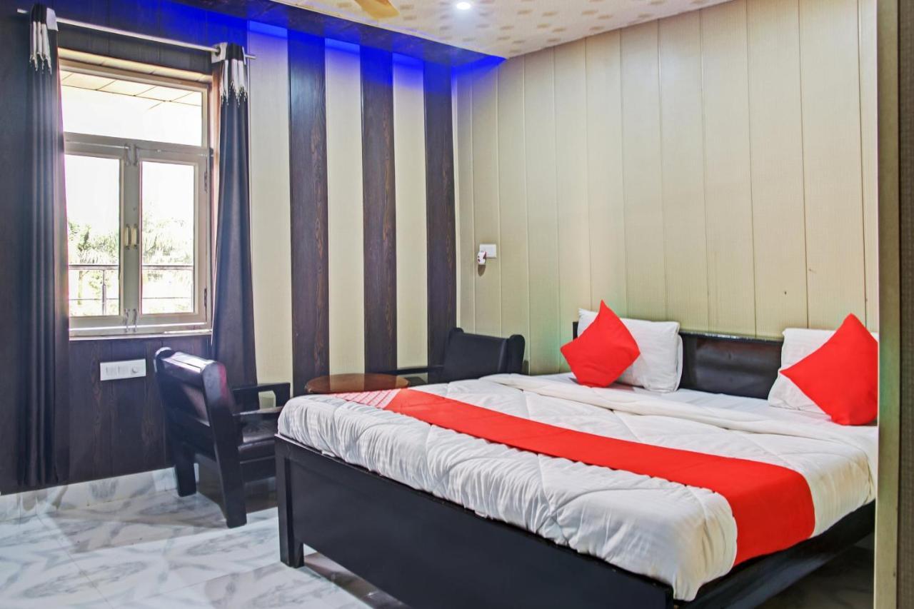 Oyo 62241 Swastik Garden Hotel Dhāmpur Exterior photo